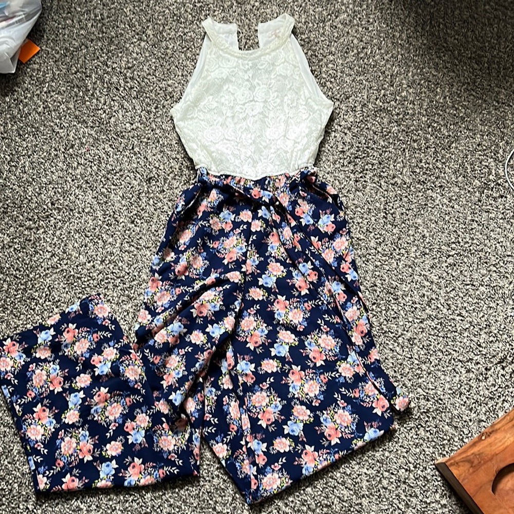 Floral jumper/romper Mi Ami. Size XS